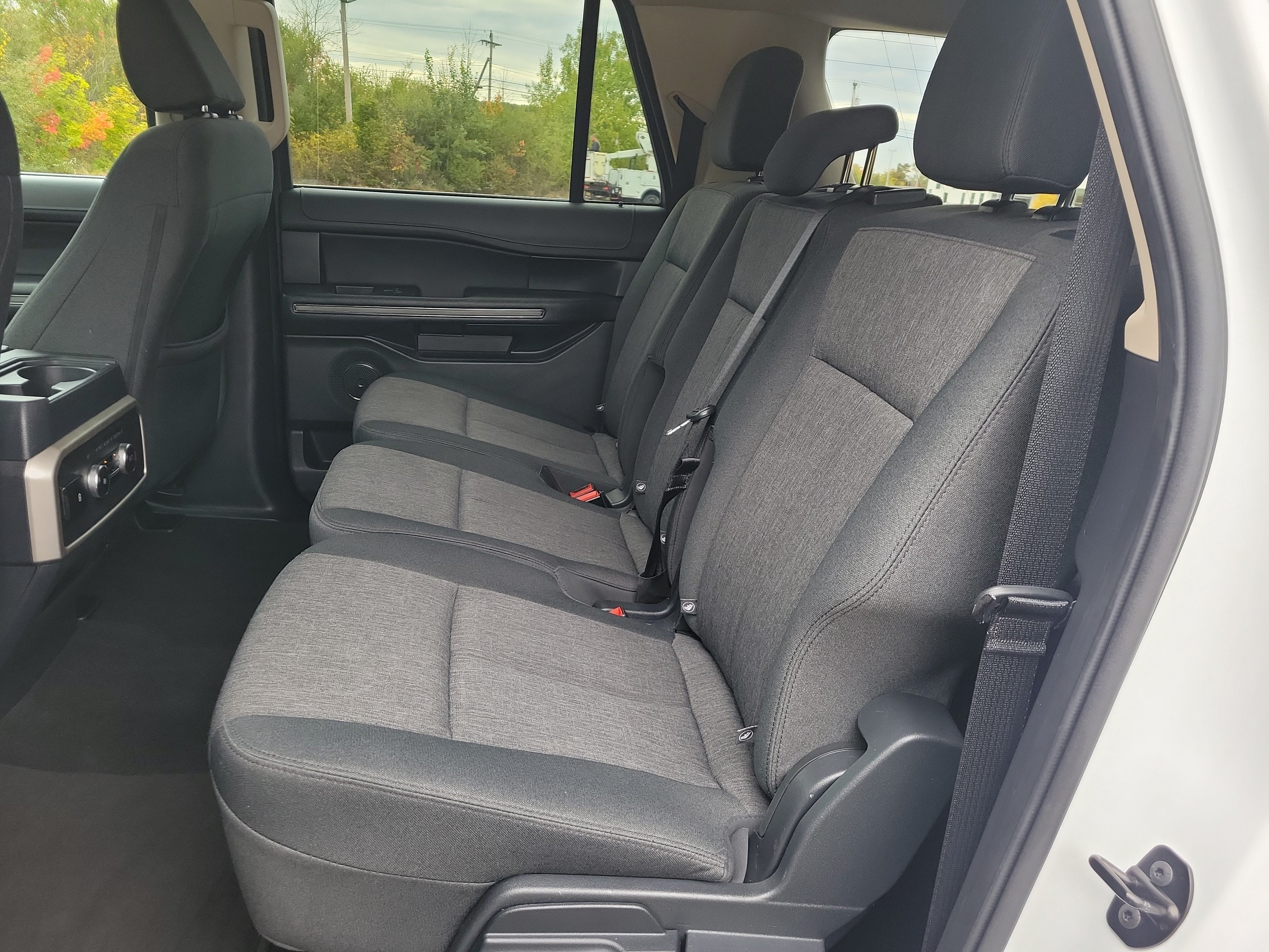 Used 2024 Ford Expedition Max XLT AWD/4WD image 16