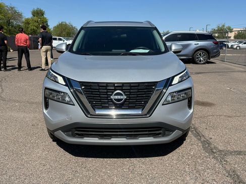 Certified 2023 Nissan Rogue SV w/ SV Premium B Package FWD image 2
