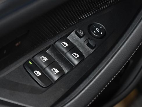 Certified 2024 BMW i4 xDrive40i w/ Premium Package image 6