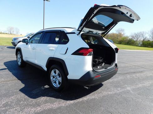 Used 2019 Toyota RAV4 XLE w/ Convenience Package image 22