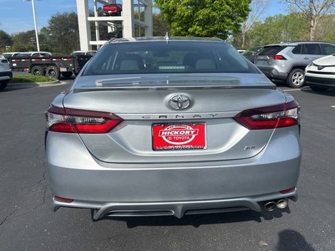 Used 2024 Toyota Camry SE image 8
