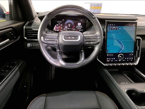 Certified 2025 GMC Acadia AT4 w/ Super Cruise Package image 5