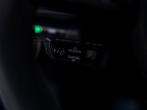 Used 2024 Porsche 911 Carrera T image 40