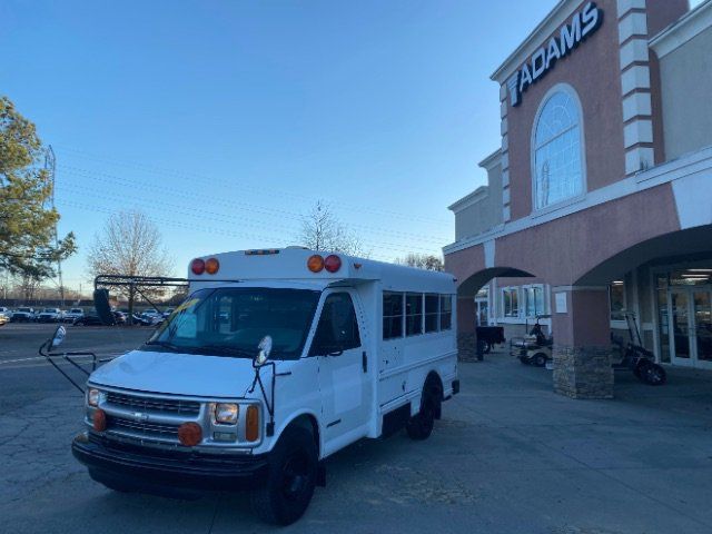 Used 2001 Chevrolet Express 3500 RWD image 1