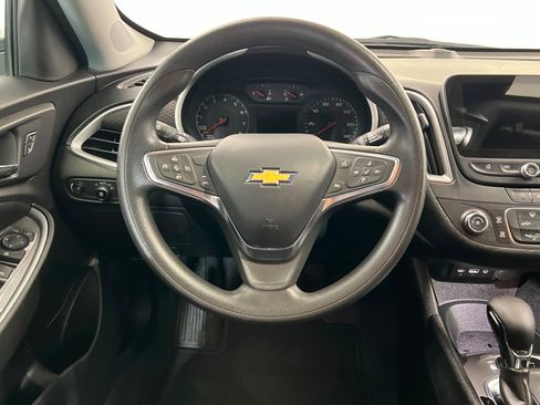 Used 2024 Chevrolet Malibu LS FWD image 13