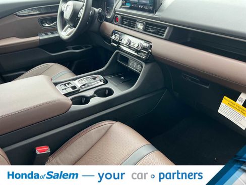 New 2025 Honda Pilot Elite image 18