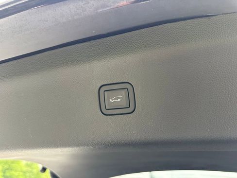 Used 2023 Buick Enclave Premium w/ Experience Buick Package AWD/4WD image 49