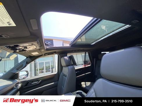 New 2026 GMC Yukon Denali w/ Denali Reserve Package AWD/4WD image 20
