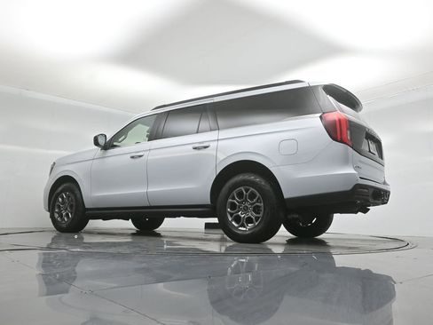 Used 2025 Ford Expedition Max Active RWD image 48
