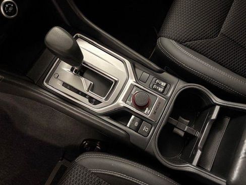 Used 2020 Subaru Forester Premium image 8