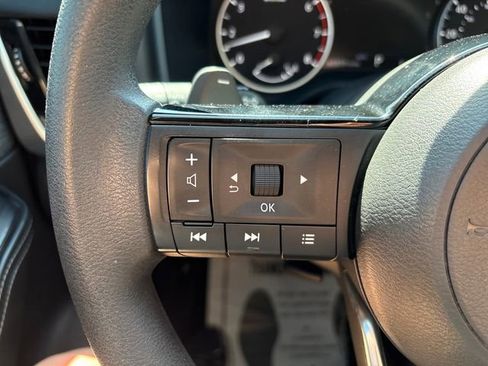 Used 2021 Nissan Rogue SV AWD/4WD image 11
