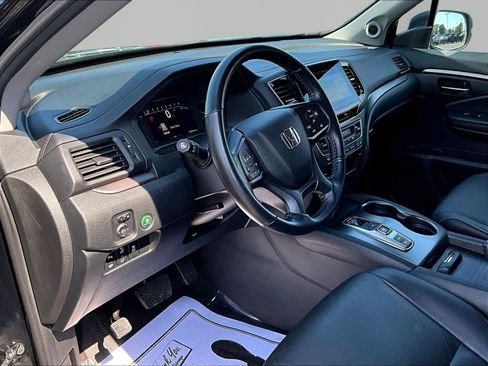 Used 2022 Honda Pilot Black Edition image 17