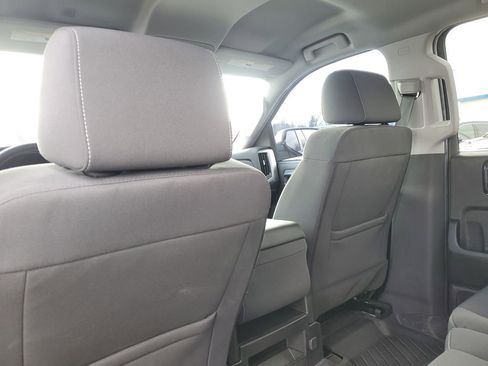 Used 2018 Chevrolet Silverado 1500 LT w/ Texas Edition image 29