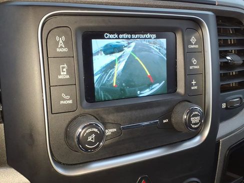 Used 2018 RAM 1500 Express w/ Express Value Package image 20