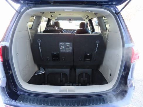 Used 2020 Kia Sedona EX image 16