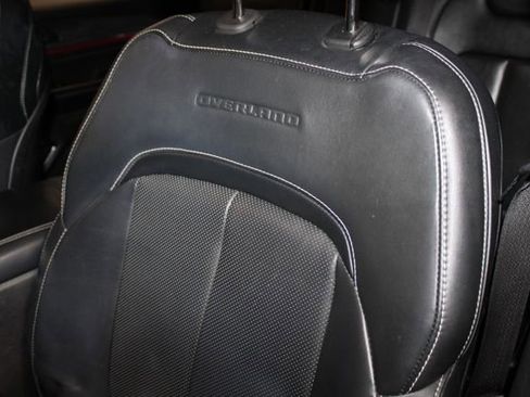Used 2022 Jeep Grand Cherokee L Overland AWD/4WD image 9