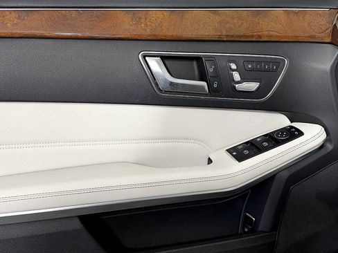 Used 2016 Mercedes-Benz E 350 4MATIC Luxury Wagon image 15