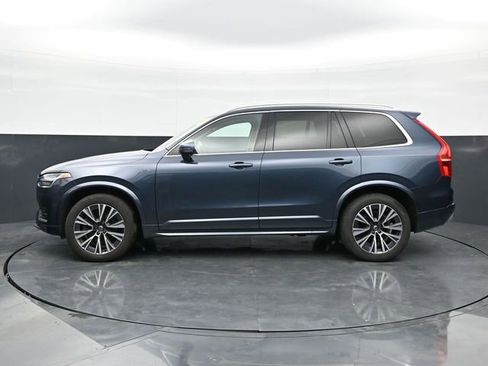 Used 2022 Volvo XC90 T5 Momentum w/ Climate Package AWD/4WD image 4