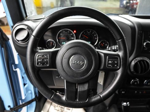 Used 2017 Jeep Wrangler Sport w/ Connectivity Group image 22