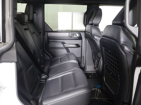 Used 2025 Ford Bronco Badlands AWD/4WD image 30