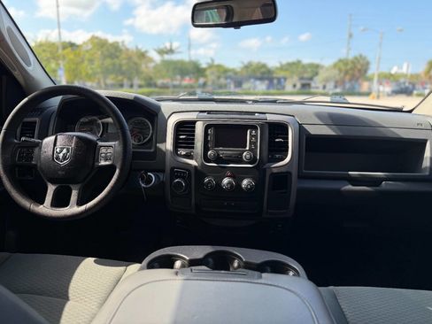 Used 2016 RAM 1500 Express w/ Black Ram 1500 Express Group RWD image 19