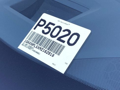 Used 2021 GMC Acadia Denali w/ Denali Technology Package FWD image 38