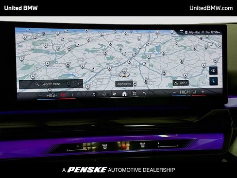 Used 2025 BMW i5 xDrive40 w/ Premium Package image 10