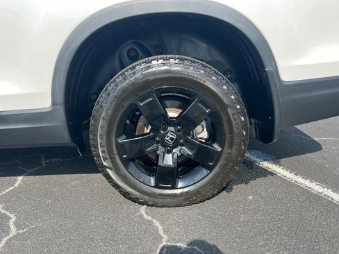 Certified 2024 Honda Ridgeline Black Edition image 22