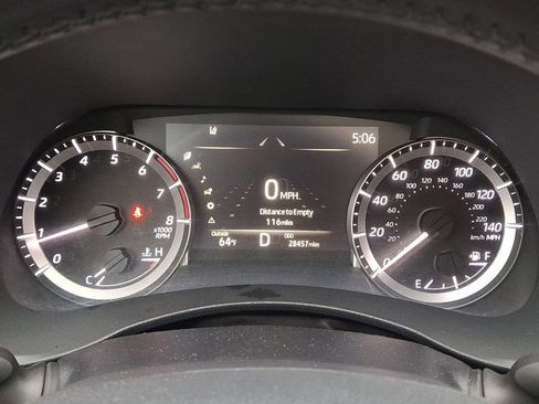 Used 2024 Toyota Highlander XLE image 15