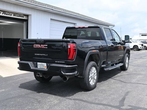 Used 2024 GMC Sierra 3500 Denali w/ Technology Package AWD/4WD image 8
