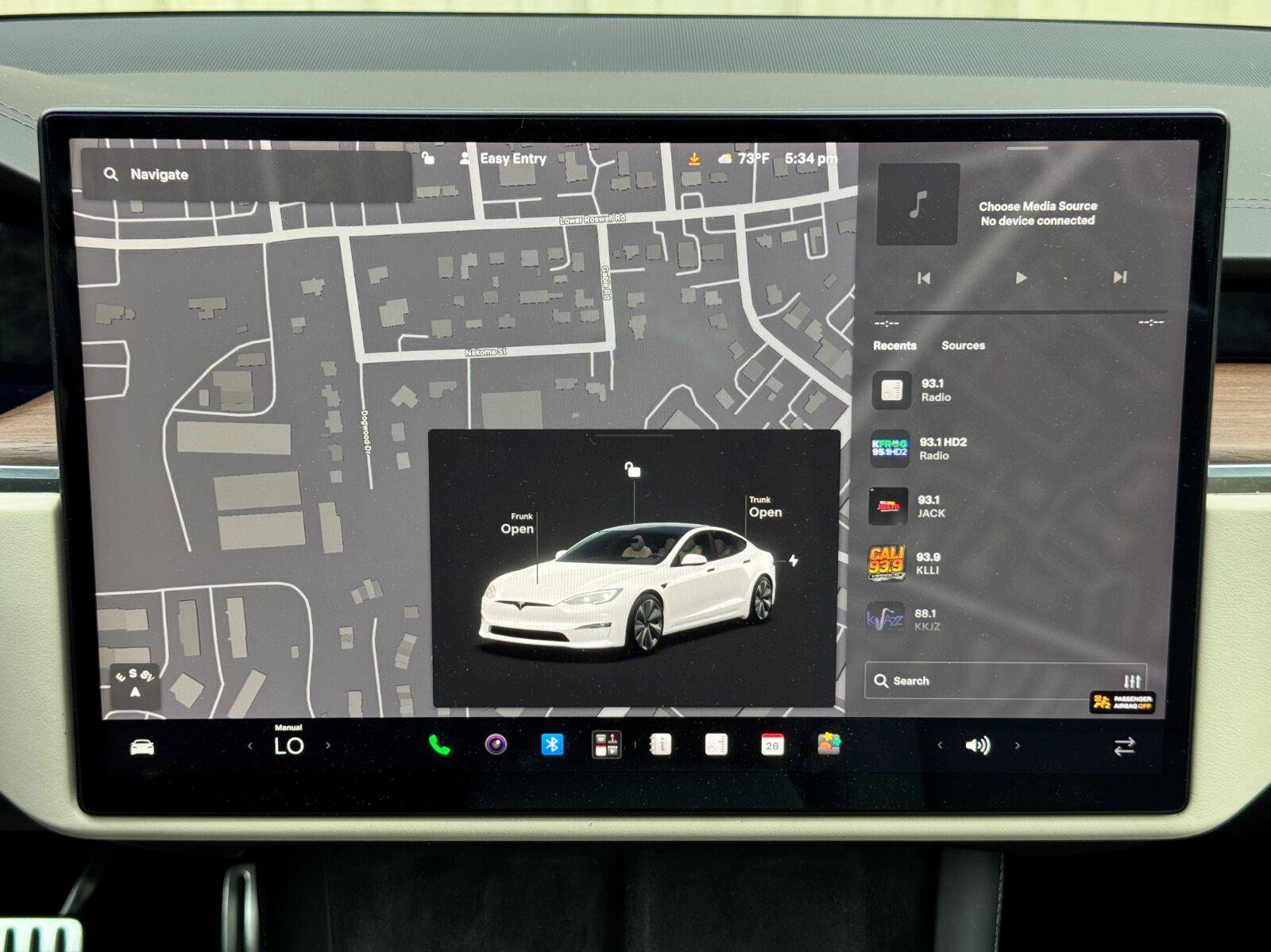 Used 2023 Tesla Model S Standard Range AWD/4WD image 23