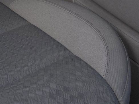 New 2026 GMC Sierra 1500 SLE w/ Preferred Package image 21