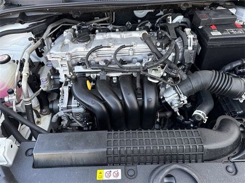 Used 2022 Toyota Corolla LE image 30