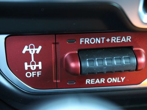 New 2026 Jeep Gladiator Rubicon AWD/4WD image 47