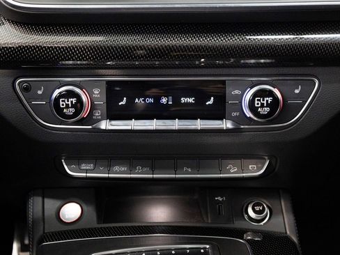 Used 2020 Audi SQ5 Premium Plus image 15
