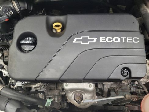 Used 2020 Chevrolet Spark LT FWD image 30