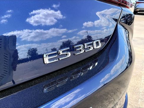 Used 2025 Lexus ES 350 w/ Premium Package image 10