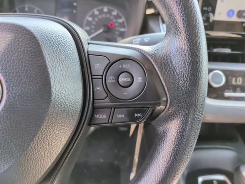Used 2024 Toyota Corolla LE FWD image 16