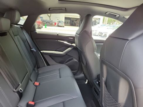 New 2027 Audi Q6 e-tron Premium Plus AWD/4WD image 13