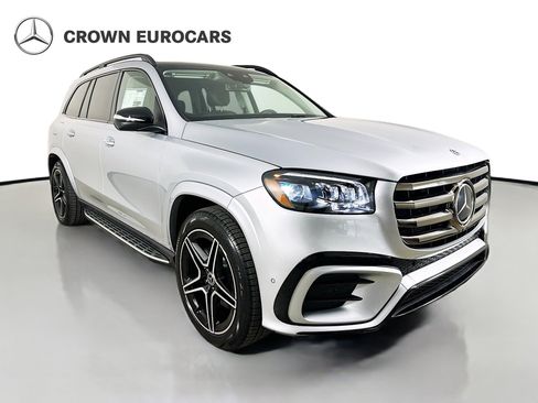 Used 2026 Mercedes-Benz GLS 450 4MATIC image 3