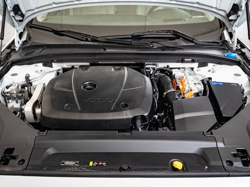 Used 2024 Volvo S90 T8 Ultimate image 36