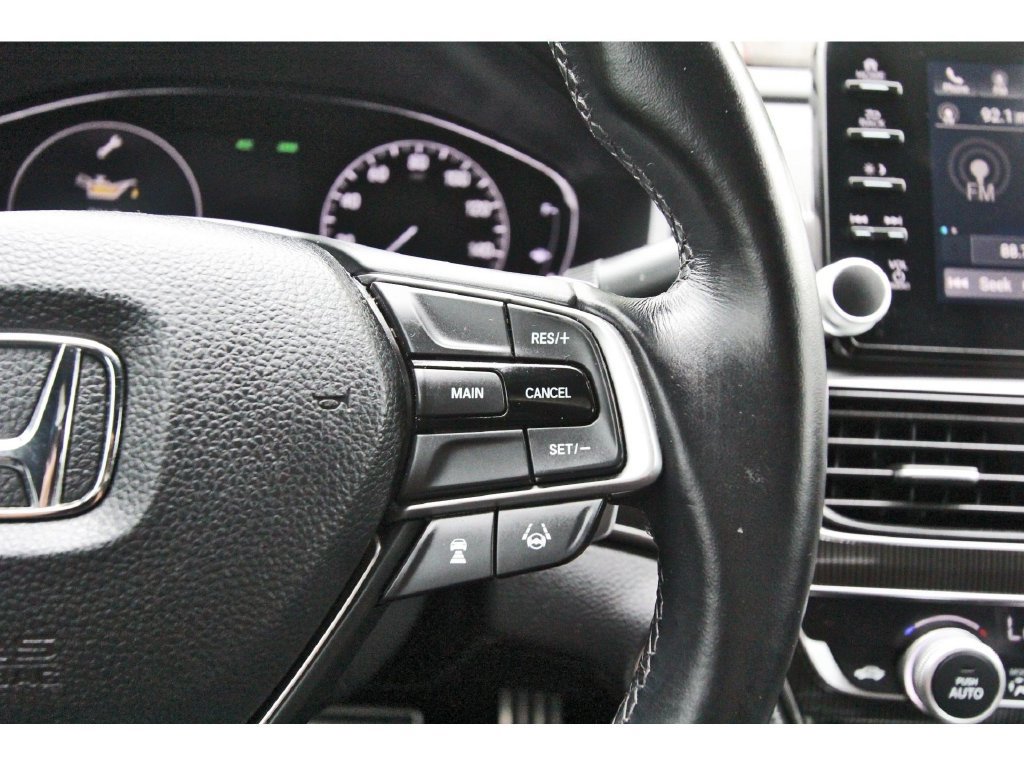 Used 2018 Honda Accord Sport image 16