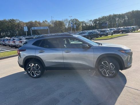 New 2026 Chevrolet Trax RS image 9