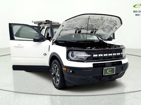 Used 2024 Ford Bronco Sport Outer Banks w/ Tech Package AWD/4WD image 12