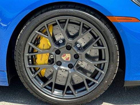 Certified 2026 Porsche 911 Carrera 4 GTS AWD/4WD image 42