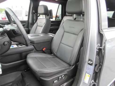 Certified 2024 GMC Yukon Denali AWD/4WD image 23