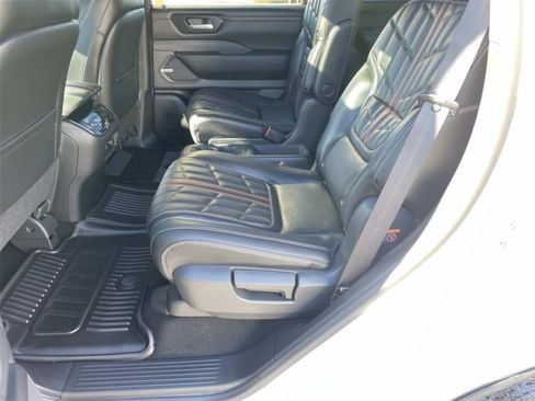 New 2026 Nissan Armada PRO-4X AWD/4WD image 9
