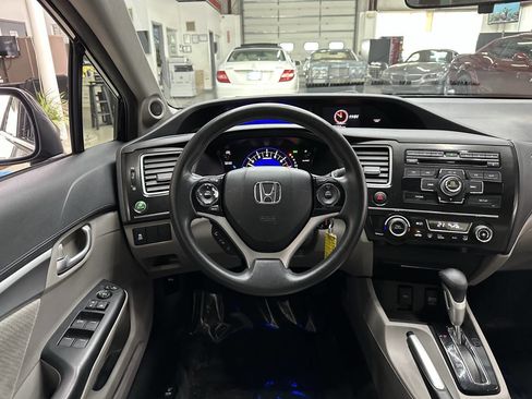 Used 2013 Honda Civic EX image 19
