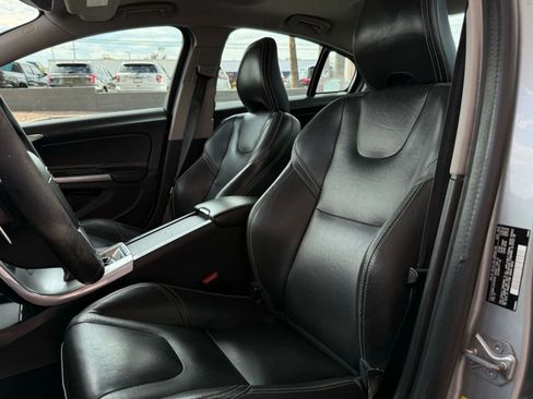 Used 2017 Volvo S60 T5 Dynamic w/ Vision Package image 40