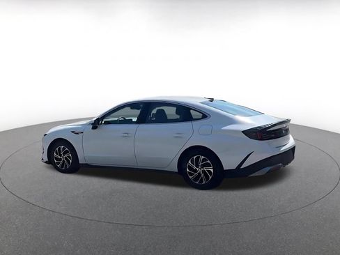 Used 2026 Hyundai Sonata Blue FWD image 11